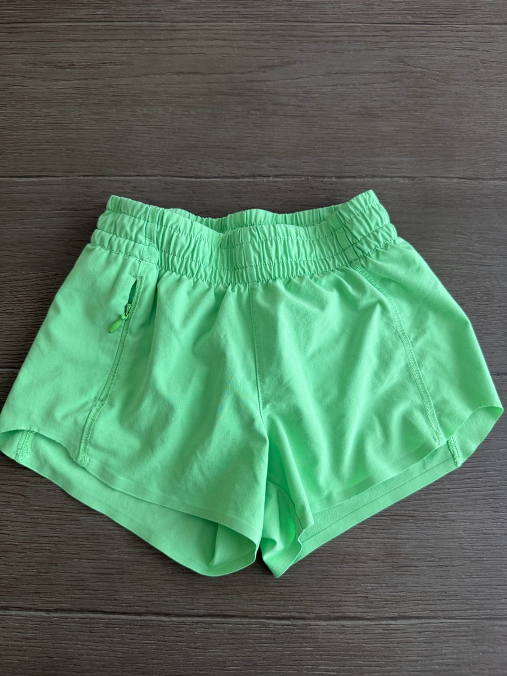 Heart the Hustle 2.5 Inch Athlete shorts